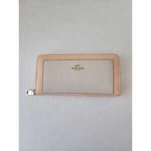 COACH Accordion  Zip Wallet Bicolor Peach Cream Crossgrain Leather F52756 Rare